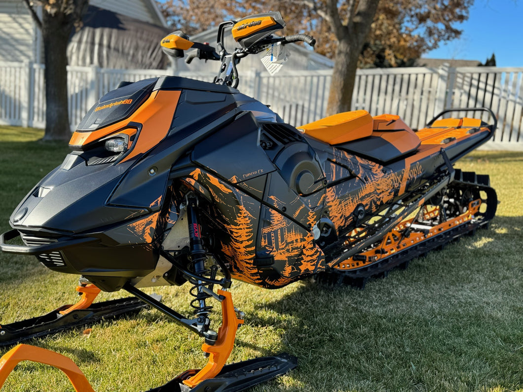 Skidoo Gen 5 (2023-Current) New Era Mountain Scene